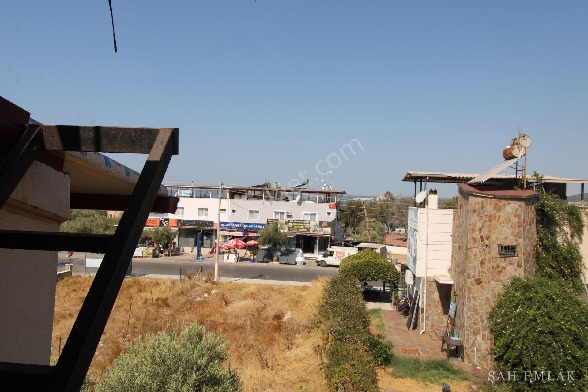 Detached 3+1 villa with garden, 200 m from the sea, in Akbük — photo 29