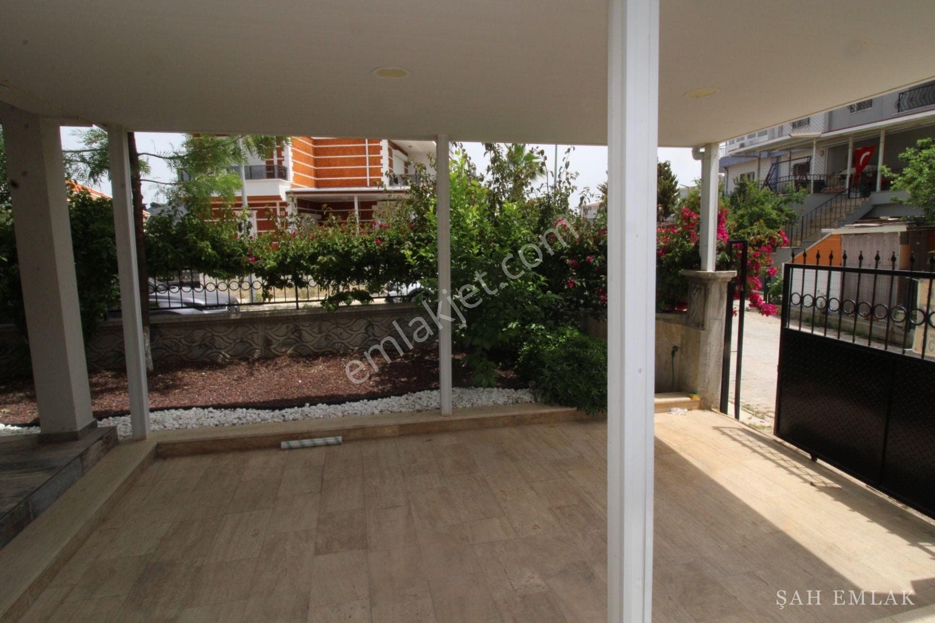 3+1 corner villa with garden and open kitchen in Altınkum — photo 6