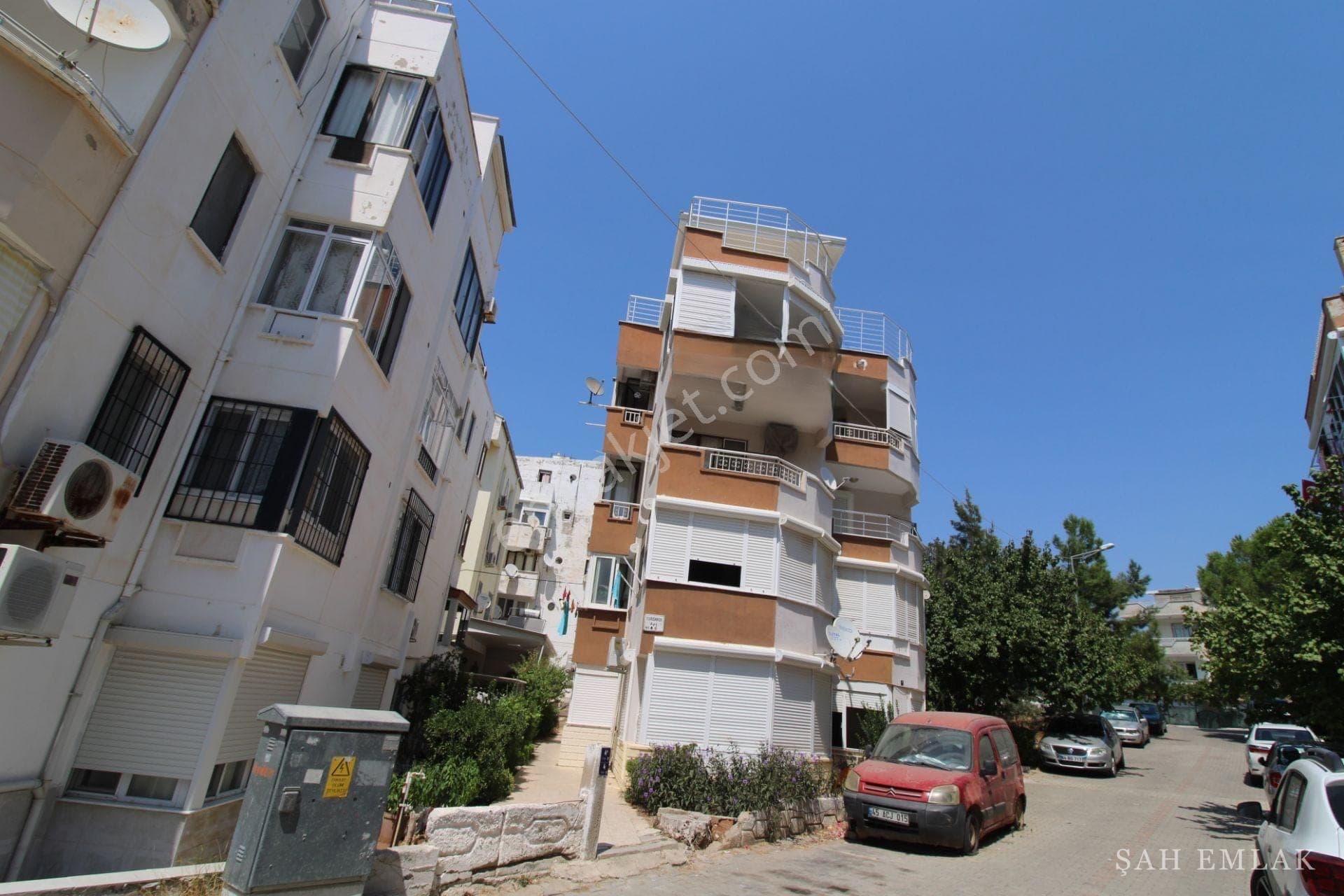 Altınkum'da denize 150 metre mesafede 2+1 daire