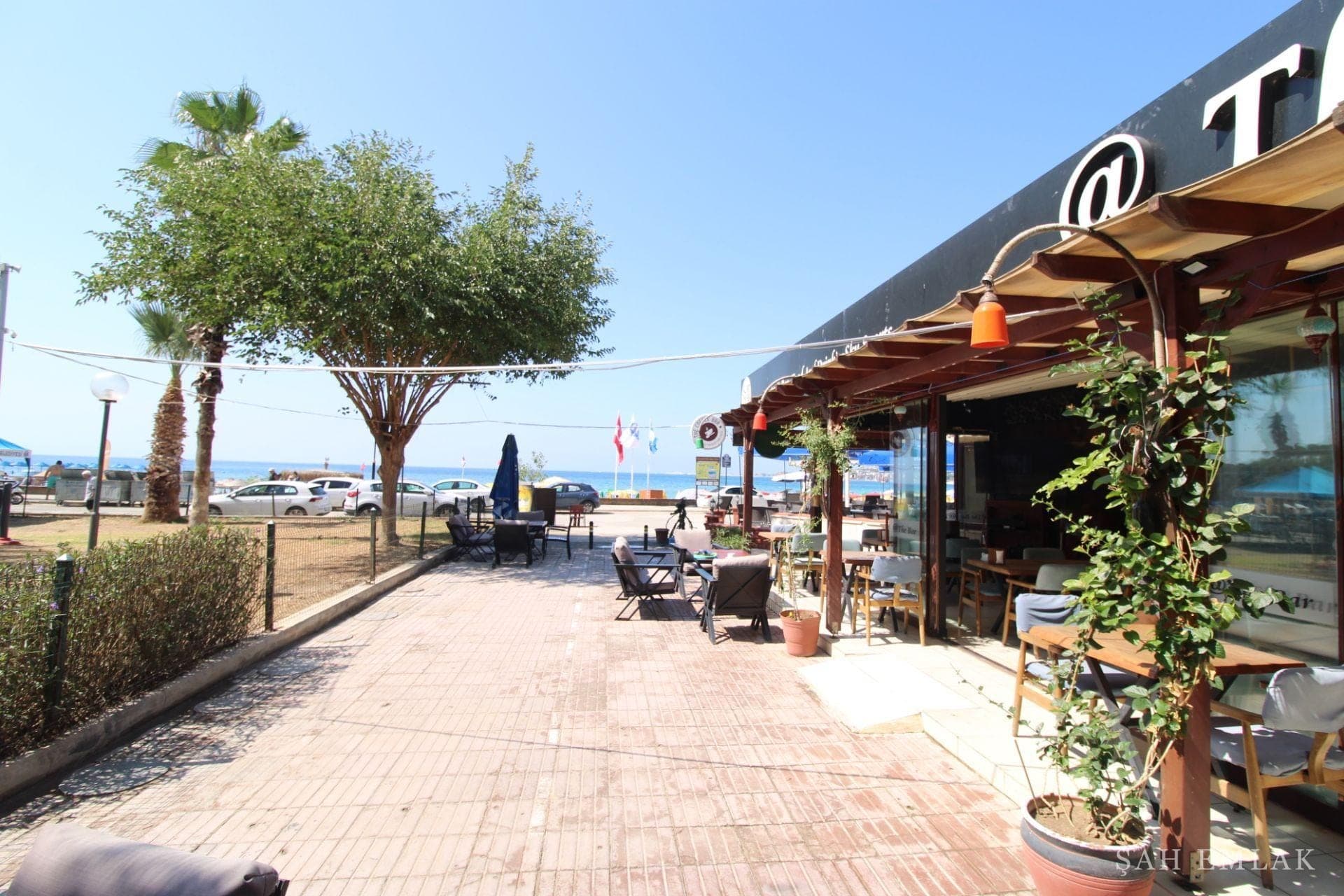 Altınkum'da denize 30 m mesafede 180 m² restoran, kafe ve bar — fotoğraf 7