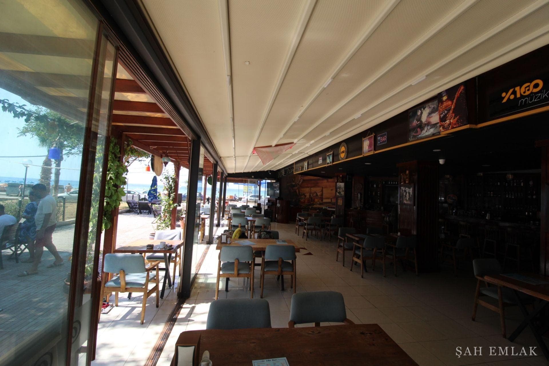 Altınkum'da denize 30 m mesafede 180 m² restoran, kafe ve bar — fotoğraf 15