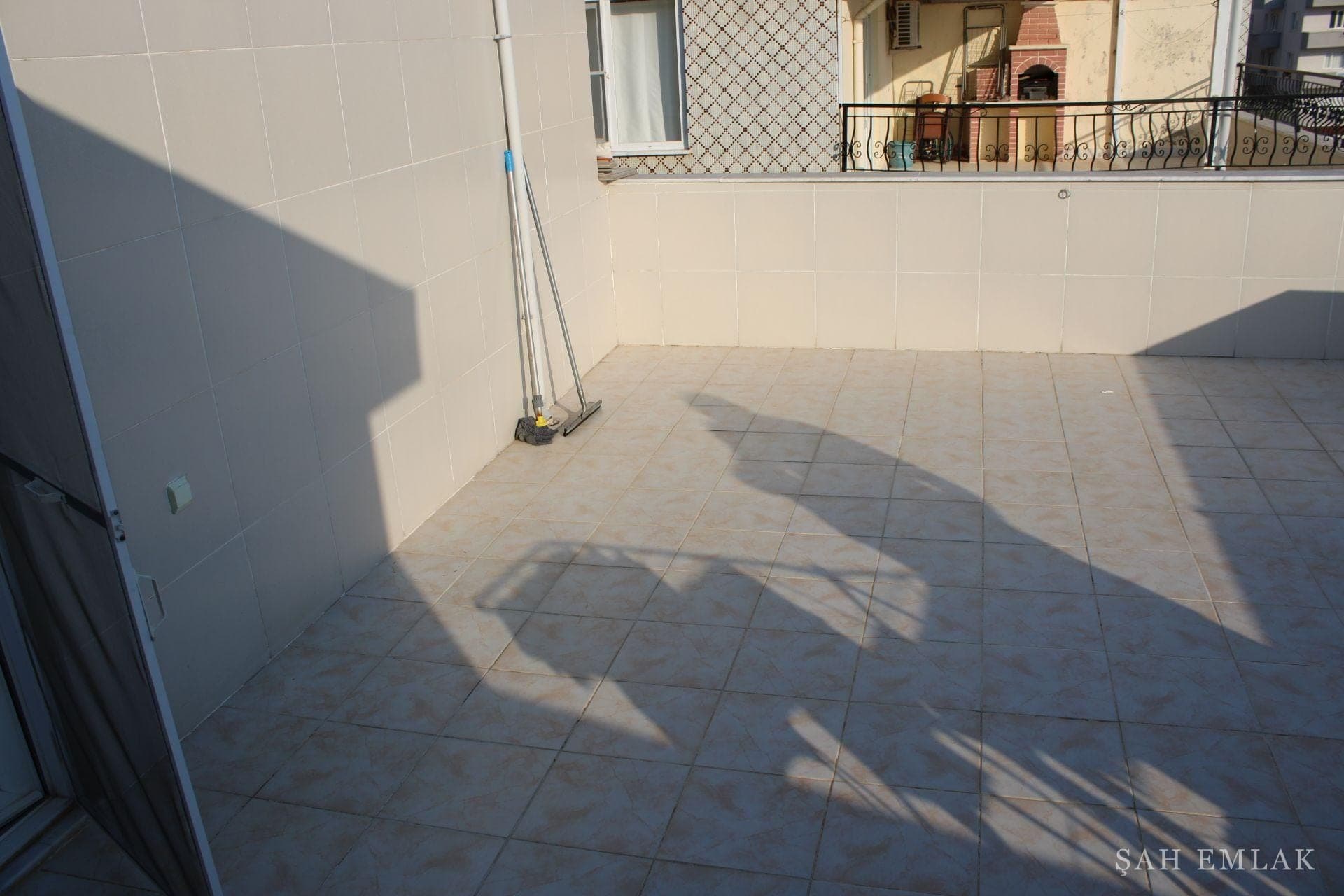 Altınkum'da denize 300 m mesafede 4+1 çatı dubleks daire — fotoğraf 17