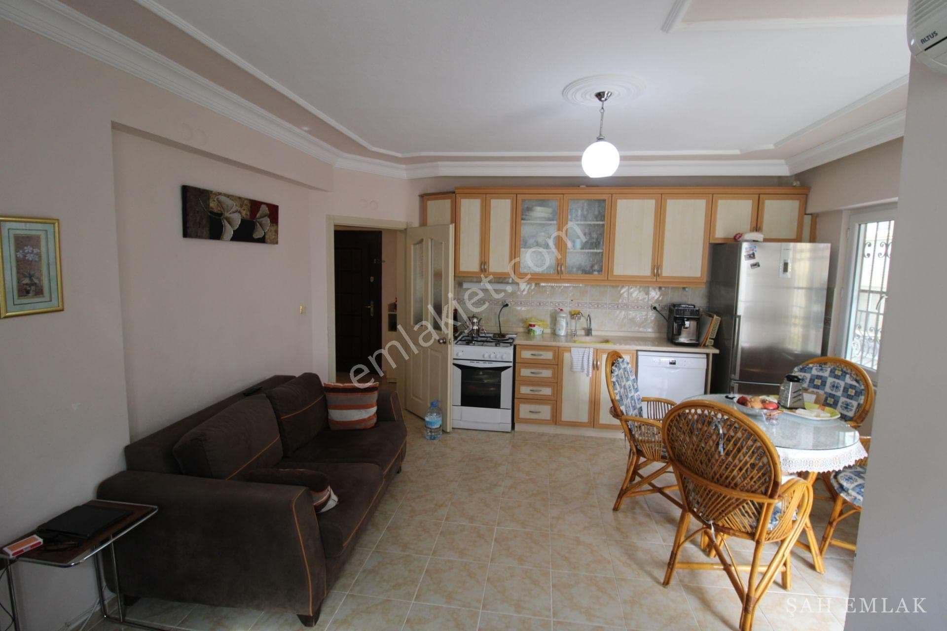 3+1-Wohnung teilmöbliert mit offener Küche, 350 m zum Meer, Altınkum — Foto 16