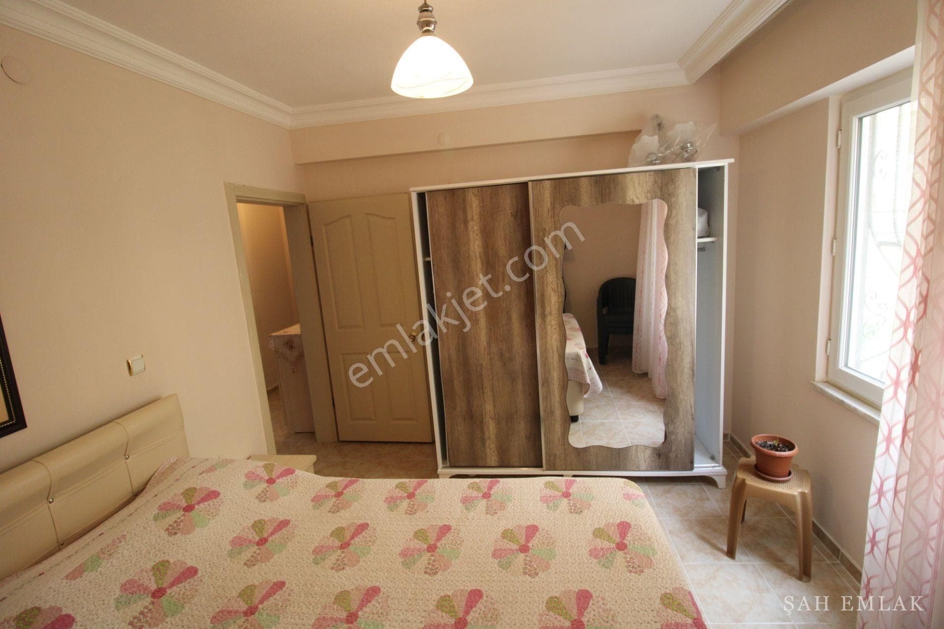 Altınkum'da denize 350 m, açık mutfaklı 3+1 kısmen eşyalı daire — fotoğraf 6