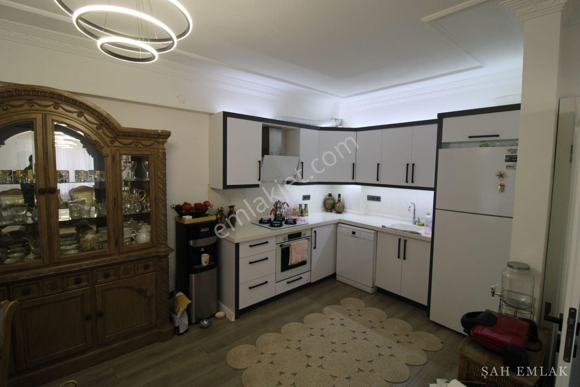 Furnished 3+1 garden-floor apartment 500 m from the sea in Yeni — photo 7
