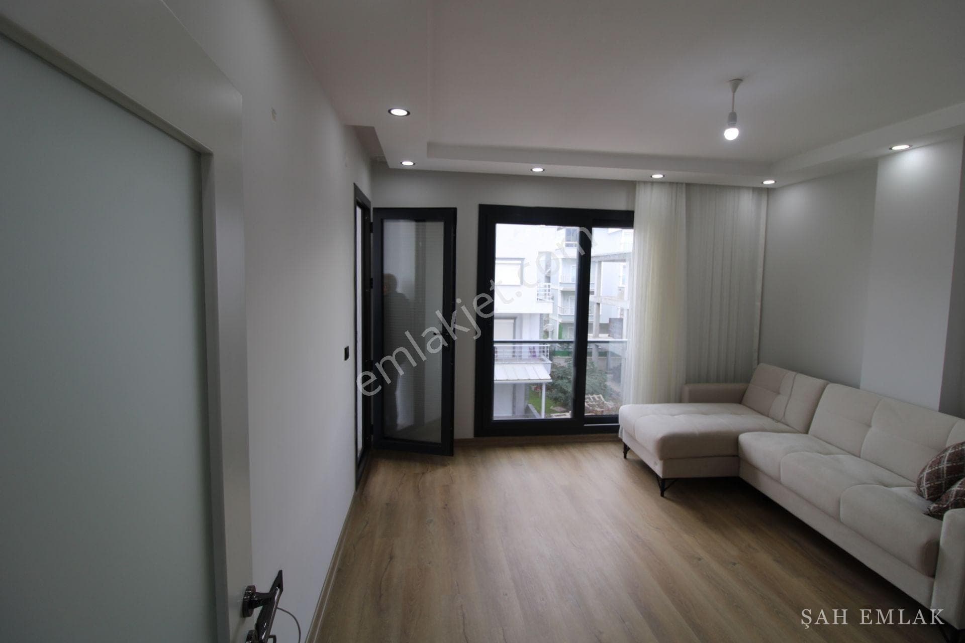 Furnished 2+1 apartment in a new building with lift, Efeler — photo 6