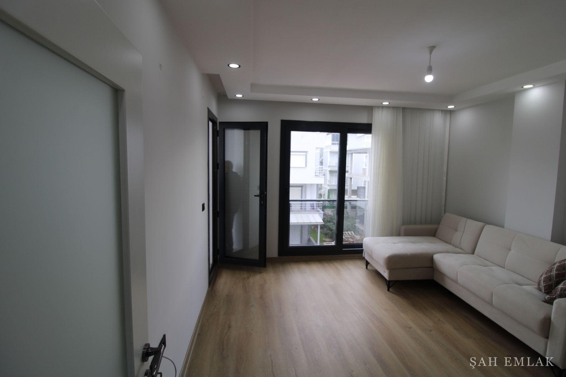 Furnished 2+1 apartment in a new building with lift, Efeler — photo 6