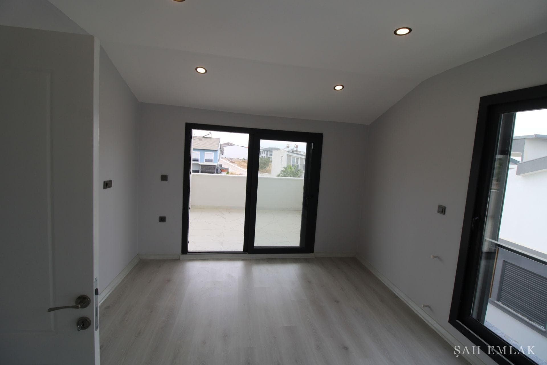 Hisar'da satılık 3+1 bitişik nizam villa, oturuma hazır — fotoğraf 23