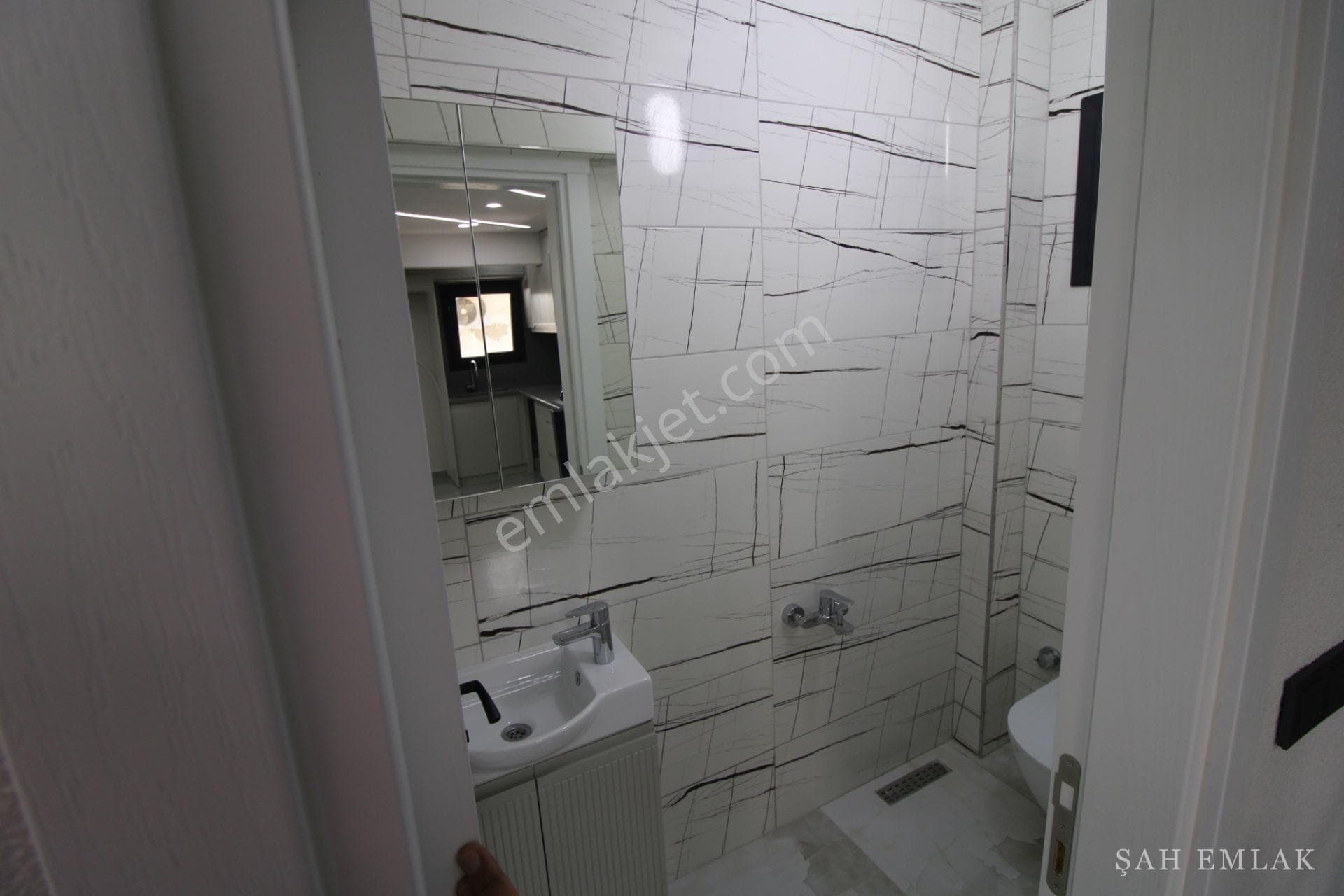 Вилла 3+1 с садом и открытой кухней, 500 м до моря, Мавишехир — фото 13