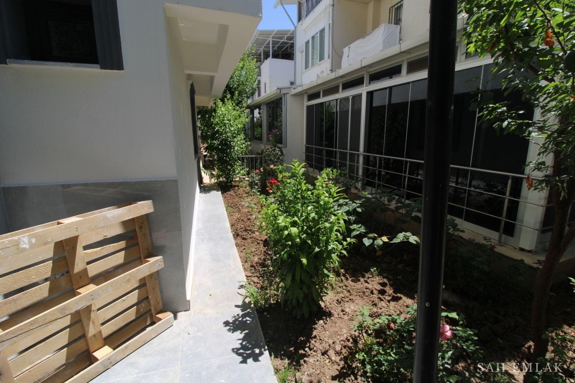 Mavişehir'de denize 500 m mesafede 3+1 bahçeli villa, açık mutfak — fotoğraf 6