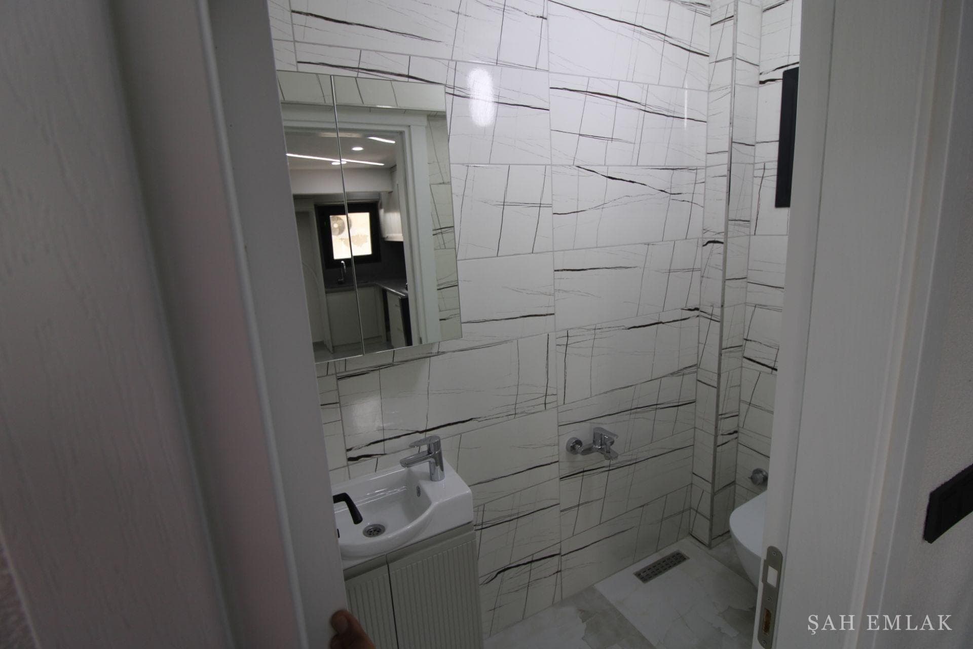 Mavişehir'de denize 500 m mesafede 3+1 bahçeli villa, açık mutfak — fotoğraf 13
