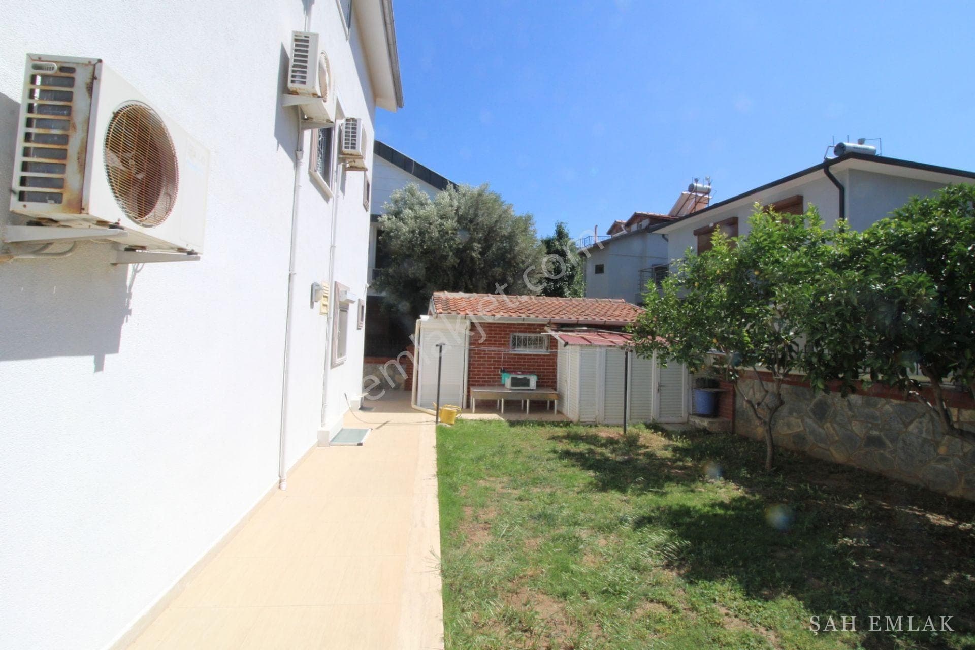 6+1 freistehende Villa in der Yeşilkent-Anlage, 100 m zum Meer — Foto 9