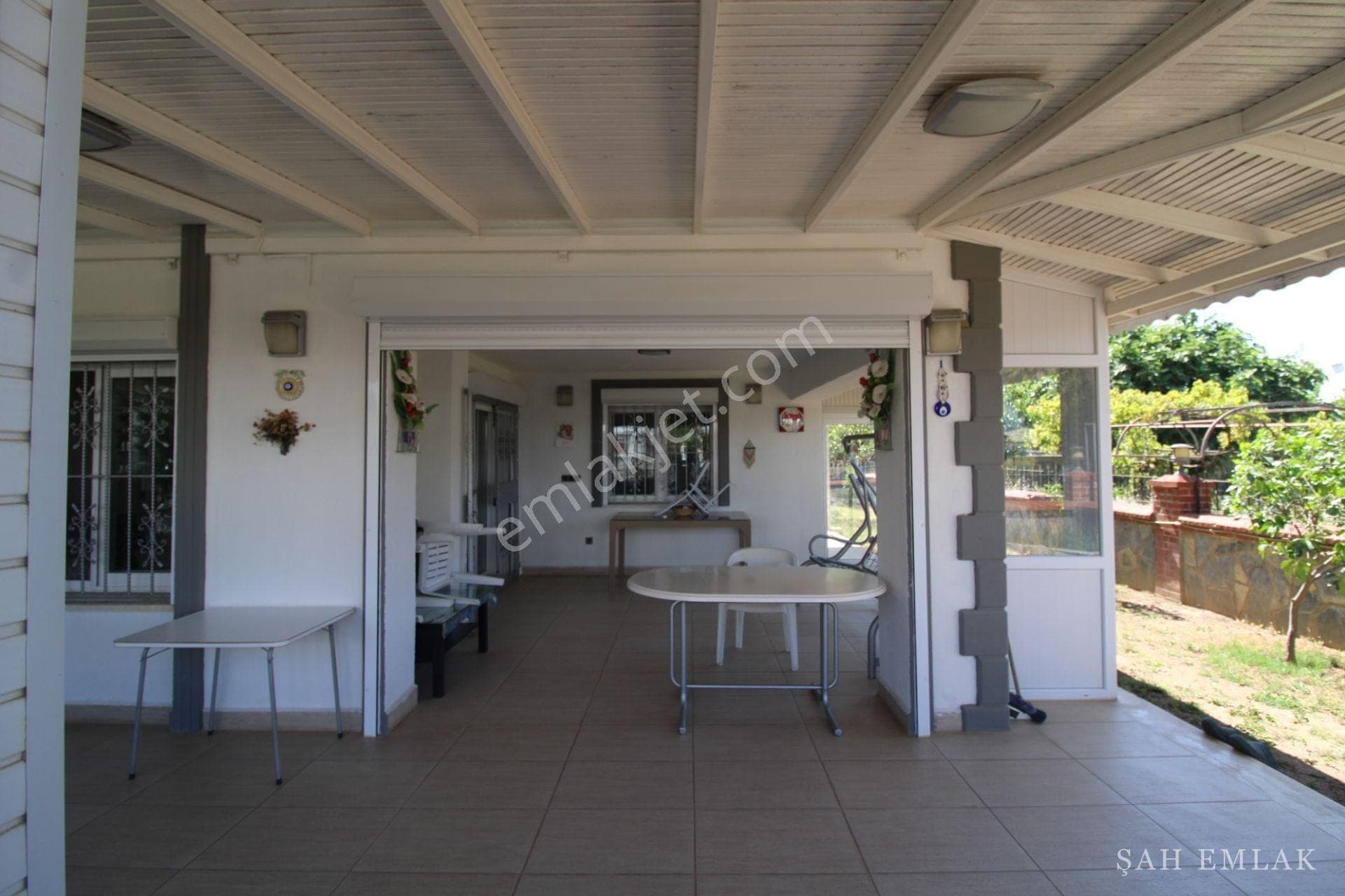 6+1 freistehende Villa in der Yeşilkent-Anlage, 100 m zum Meer — Foto 12