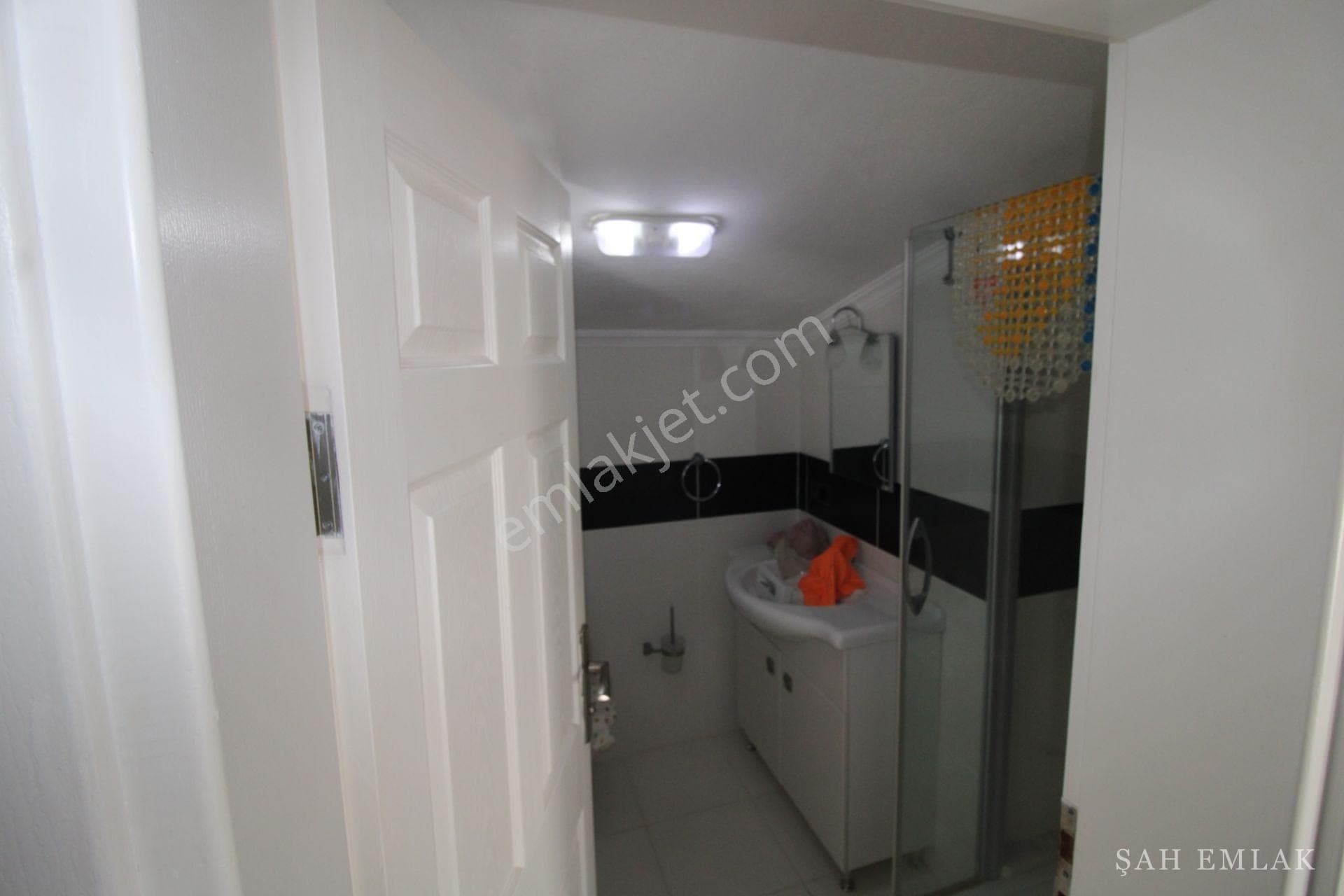 6+1 freistehende Villa in der Yeşilkent-Anlage, 100 m zum Meer — Foto 16