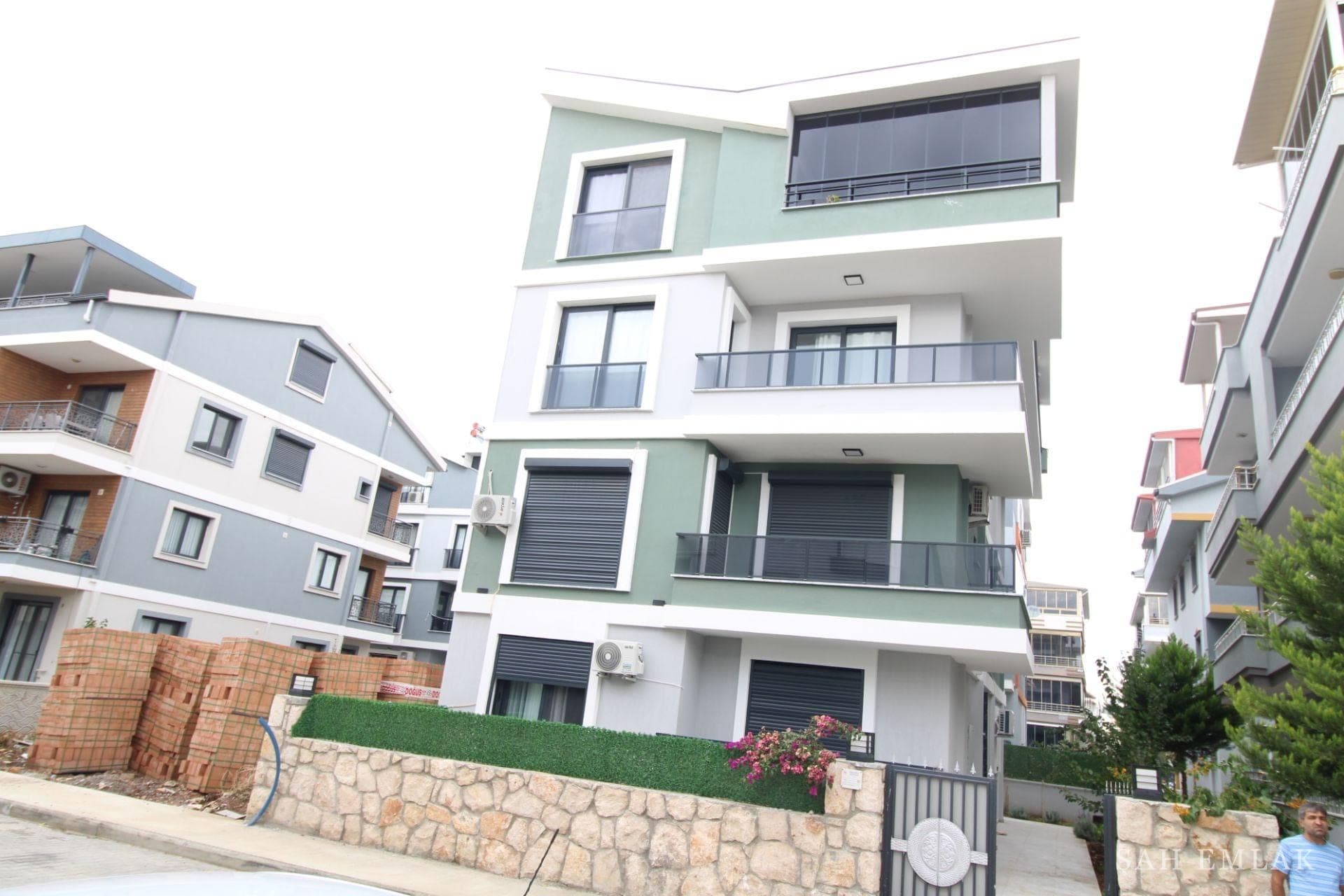 Furnished 2+1 apartment in a new building with lift, Efeler