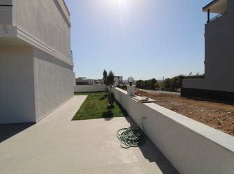 DİDİM EFELER MAH 3+1 BİTİŞİK NİZAM AÇIK MUTFAK LÜX VİLLA