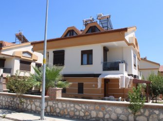 aydın didim altınkum havuzlu site içinde 4+1 müstakil villa