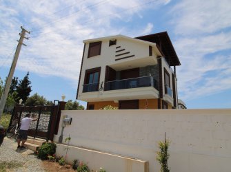 Aydın Didim Hisar Mahallesi 5+1 Müstakil Villa Deniz Manzaralı