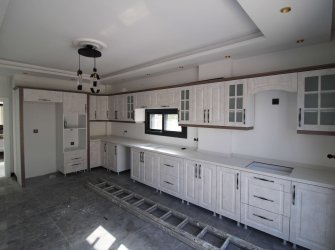 DİDİM SATILIK 5+1 AYRI MUTFAK MÜSTAKİL VİLLA 330 M2 ARSA İÇİNDE