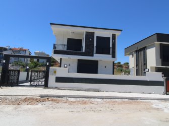 DİDİM HİSAR MAH 4+1 HAVUZLU SATILIK TAM MUSTAKİL VİLLA